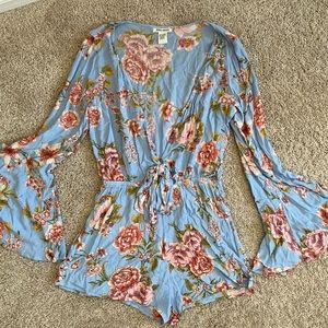 Billabong floral Romper